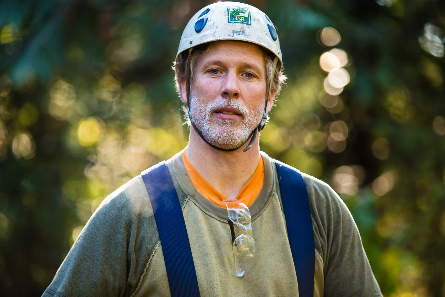 Authentic Portraits of People at Work  :  Seattle Industrial Photographer :  Jed Share Images :  Portrait of an arborist working in Lake Forest Park